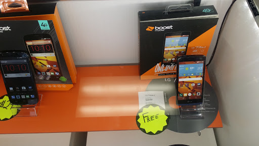 Electronics Repair Shop «Boost Mobile By Smile Wireless 2», reviews and photos, 5442 Central Florida Pkwy, Orlando, FL 32821, USA