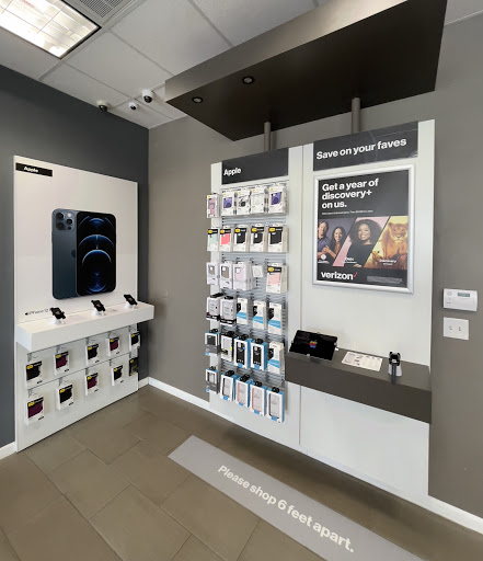 Cell Phone Store «Verizon Authorized Retailer, TCC», reviews and photos, 2091 Indian River Blvd, Vero Beach, FL 32960, USA