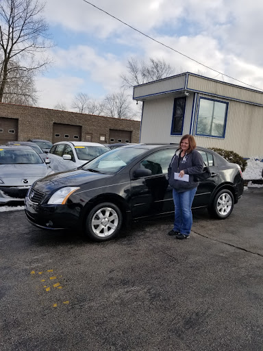 Used Car Dealer «DYNAMICS AUTO WHOLESALES INC», reviews and photos, 9301 Indianapolis Blvd, Highland, IN 46322, USA