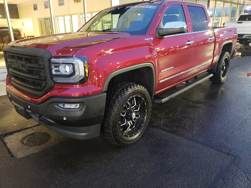 Car Dealer «Coughlin GM of Newark», reviews and photos, 1850 N 21st St, Newark, OH 43055, USA