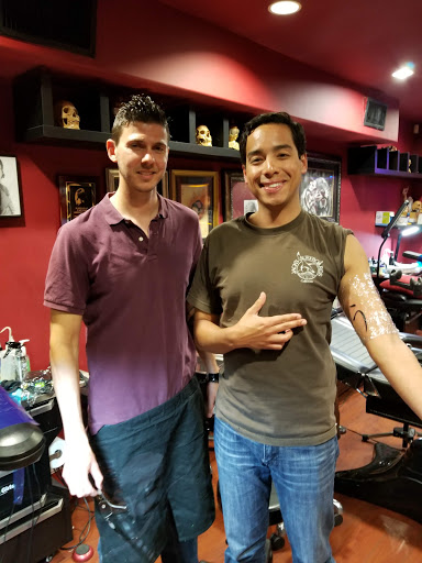 Tattoo Shop «Hailin Tattoo Studio», reviews and photos, 1136 N La Brea Ave, Los Angeles, CA 90038, USA
