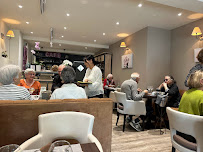 Atmosphère du Restaurant de spécialités provençales Le Carillon à Goult - n°3