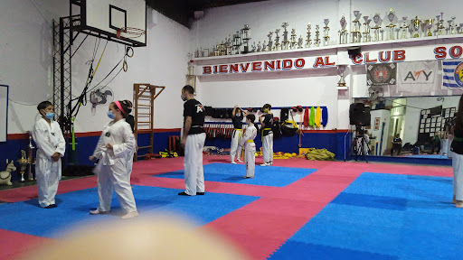 Academia Yihedo - Federacion Uruguaya de Taekwondo