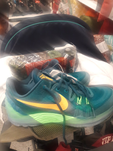 Clothing Store «Ross Dress for Less», reviews and photos, 13510 Whittier Blvd, Whittier, CA 90605, USA