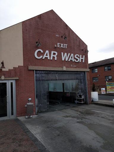 Car Wash «Glitz Car Wash», reviews and photos, 391 N Main St, Danbury, CT 06810, USA