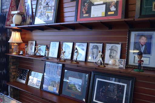 Pawn Shop «Pawn in Private», reviews and photos, 1741 E Central Rd, Arlington Heights, IL 60005, USA