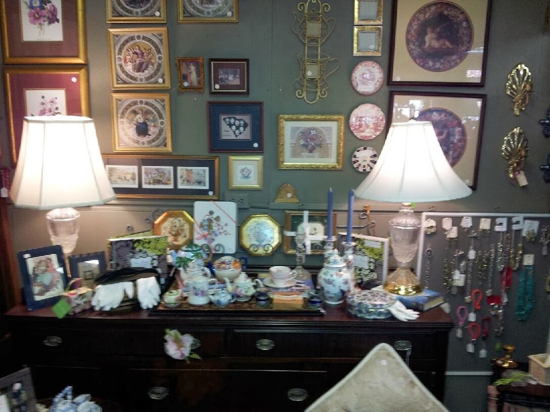 Shop @ 11th Consignment and Estate Sales