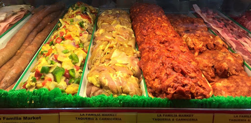 Grocery Store «Family Discount Market», reviews and photos, 210 E Elm Ave, Coalinga, CA 93210, USA