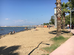 Photo de Yalova Gunbatimi beach avec un rivage spacieux