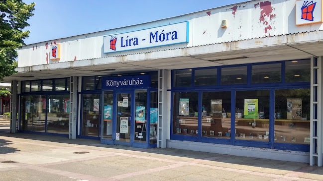 Líra-Móra könyvesbolt - Paks
