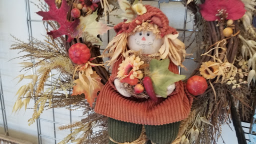 Thrift Store «Angel View Resale Store - Palm Desert», reviews and photos, 73468 CA-111, Palm Desert, CA 92260, USA