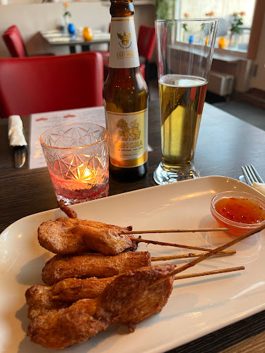 Ban Phai v/Arly Carl Hansen in Frederiksværk, Furesø