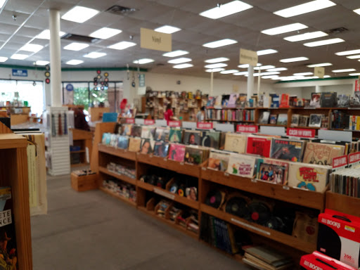 Book Store «Half Price Books», reviews and photos, 770 E Road to Six Flags St, Arlington, TX 76011, USA