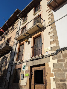 Casa Rural Etxartenea C. el Burgo, 2, 31471 Monreal, Navarra, España