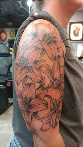 Tattoo Shop «Infinity 13 Studios», reviews and photos, 2531 W Prairie St, Denton, TX 76201, USA