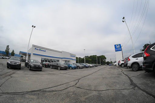 Used Car Dealer «Pre-Owned Cars by The Dean», reviews and photos, 2918 Lebanon Church Rd, West Mifflin, PA 15122, USA
