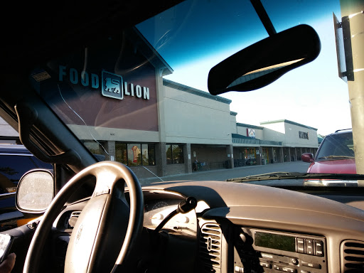 Grocery Store «Food Lion», reviews and photos, 1430 S Kings Hwy, Myrtle Beach, SC 29578, USA