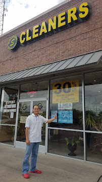 Signature Cleaners - Photo 5 - Car repair in Frisco, TX, Frisco