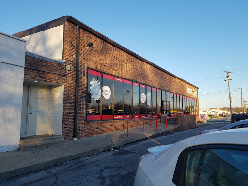 Thrift Store «Red Racks Thrift Store», reviews and photos, 1711 N Glenstone Ave, Springfield, MO 65803, USA