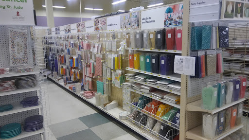Fabric Store «Jo-Ann Fabrics and Crafts», reviews and photos, 11215 Causeway Blvd, Brandon, FL 33511, USA