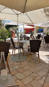 Atmosphère du Restaurant méditerranéen Le Petit Port à Menton - n°15