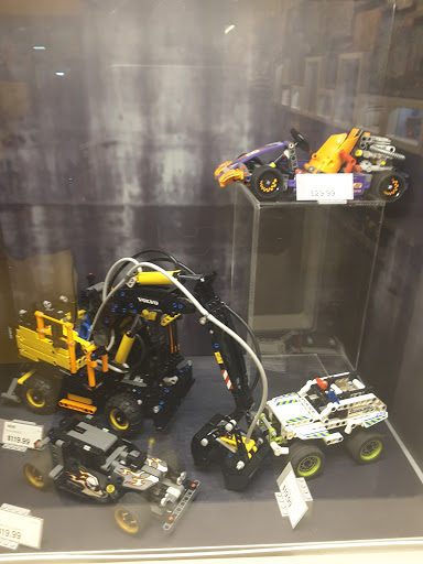 Toy Store «The LEGO Store», reviews and photos, 2901 S Capital of Texas Hwy, Austin, TX 78746, USA