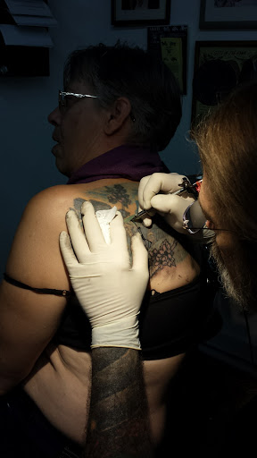 Explore tattoo ideas easy to draw, creative tattoo ideas in Galesburg, available at Hawks Tattoos