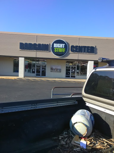 Thrift Store «Right Stuff Bargain Center», reviews and photos, 7480 Parkway Dr #110, Leeds, AL 35094, USA