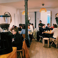 Atmosphère du Restaurant sans gluten Café Mareva à Paris - n°6