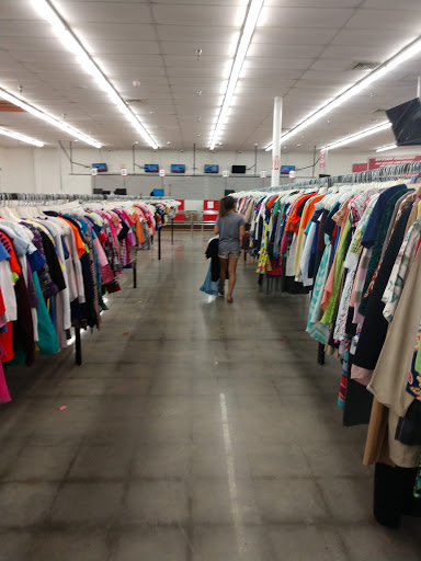 Used Clothing Store «Family Thrift Center Outlet», reviews and photos, 6769 S Texas 6, Houston, TX 77083, USA