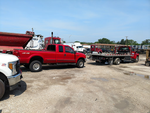 Auto Repair Shop «Lumpp & Sons Inc», reviews and photos, 670 Vandustrial Dr #5, Westmont, IL 60559, USA