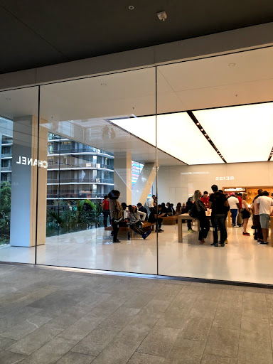Cell Phone Store «Apple Brickell City Centre», reviews and photos, 701 S Miami Ave, Miami, FL 33130, USA