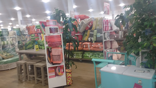 Department Store «HomeGoods», reviews and photos, 67 Newtown Rd, Danbury, CT 06810, USA