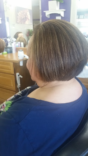 Hair Salon «Nuevo Look Beauty Salon», reviews and photos, 228 Martha St, Euless, TX 76040, USA