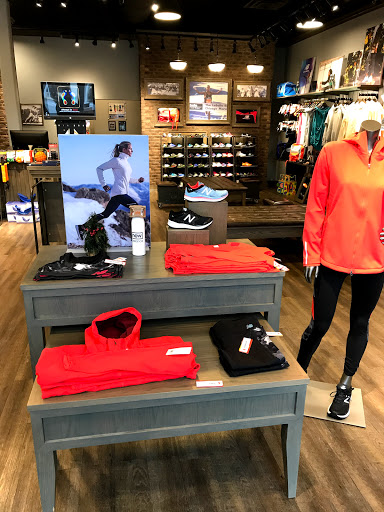 Shoe Store «New Balance», reviews and photos, 380 W Main St, Avon, CT 06001, USA