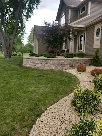 Maderos lawn & landscaping - Car repair in , Kansas City - Rated 4.0/5