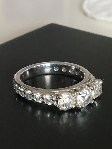 Jewelry Store «Villa Jewelers», reviews and photos, 1307 4th St, San Rafael, CA 94901, USA