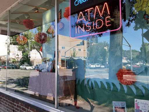 Used Book Store «The Corvallis Book Bin», reviews and photos, 215 SW 4th St, Corvallis, OR 97333, USA