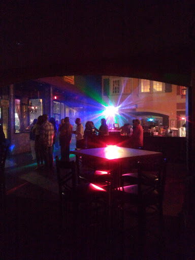 Movie Theater «Villagio Cinemas», reviews and photos, 11778 N Dale Mabry Hwy, Tampa, FL 33618, USA