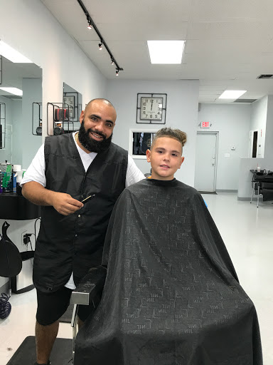 Barber Shop «Fresh Club Barber Shop», reviews and photos, 29186 US Hwy 19 N, Clearwater, FL 33761, USA