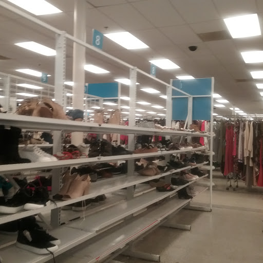 Clothing Store «Ross Dress for Less», reviews and photos, 1945 W Palmetto St, Florence, SC 29501, USA