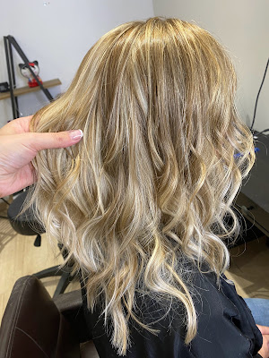 Absolu Coiffure by Céline, Coiffeuse à domicile à Lagnieu