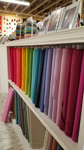 Quilt Shop «Quilting Mayhem», reviews and photos, 1118 1st St, Snohomish, WA 98290, USA