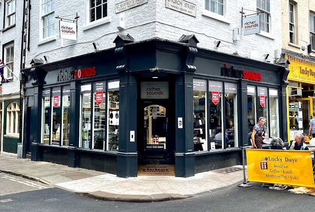 Reviews of Richer Sounds, York in York - Appliance store
