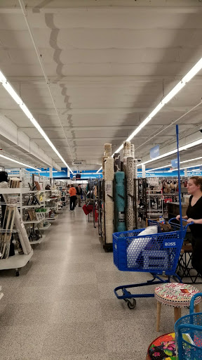 Shopping Mall «Oregon City Shopping Center», reviews and photos, I-205, Oregon City, OR 97045, USA