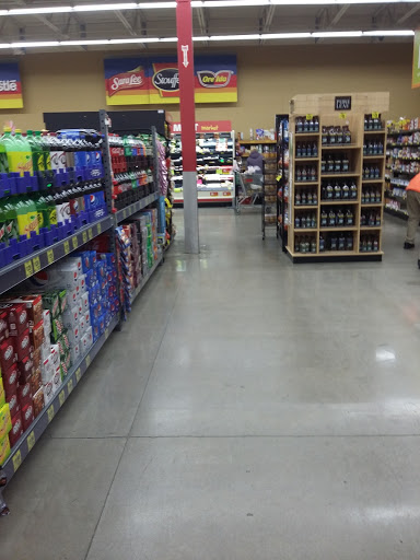 Grocery Store «Grocery Outlet Bargain Market», reviews and photos, 1950 14th Ave SE, Albany, OR 97322, USA