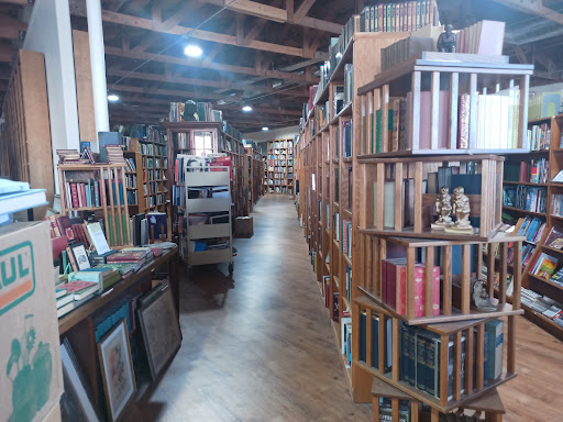 Book Store «Book Gallery», reviews and photos, 3643 E Indian School Rd, Phoenix, AZ 85018, USA