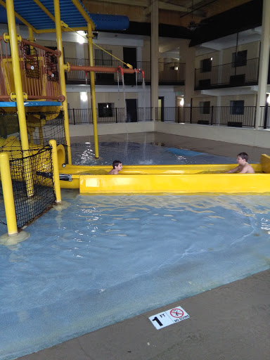 Hotel «Quality Inn & Suites West Waterpark», reviews and photos, 317 N Cedar Bluff Rd, Knoxville, TN 37923, USA