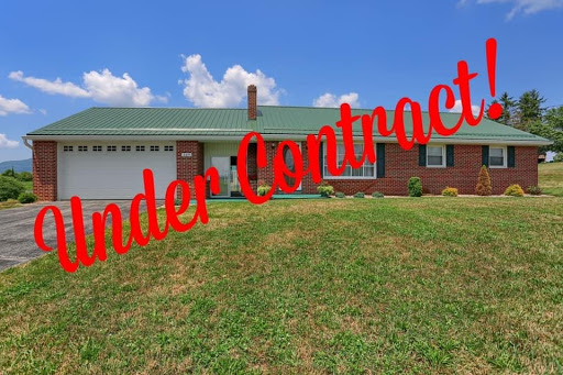 Real Estate Agents «Re/Max Results: Sandy Snyder», reviews and photos, 1219 Mt Aetna Rd #301, Hagerstown, MD 21742, USA