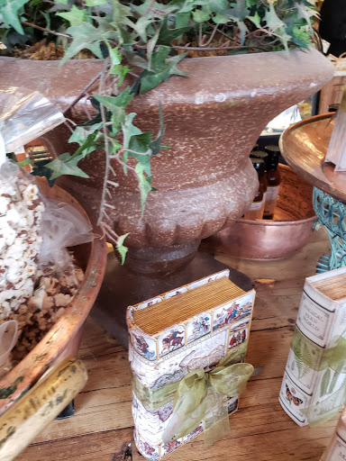 Cafe «Susan Lawrence Gourmet Foods», reviews and photos, 26 N Greeley Ave, Chappaqua, NY 10514, USA